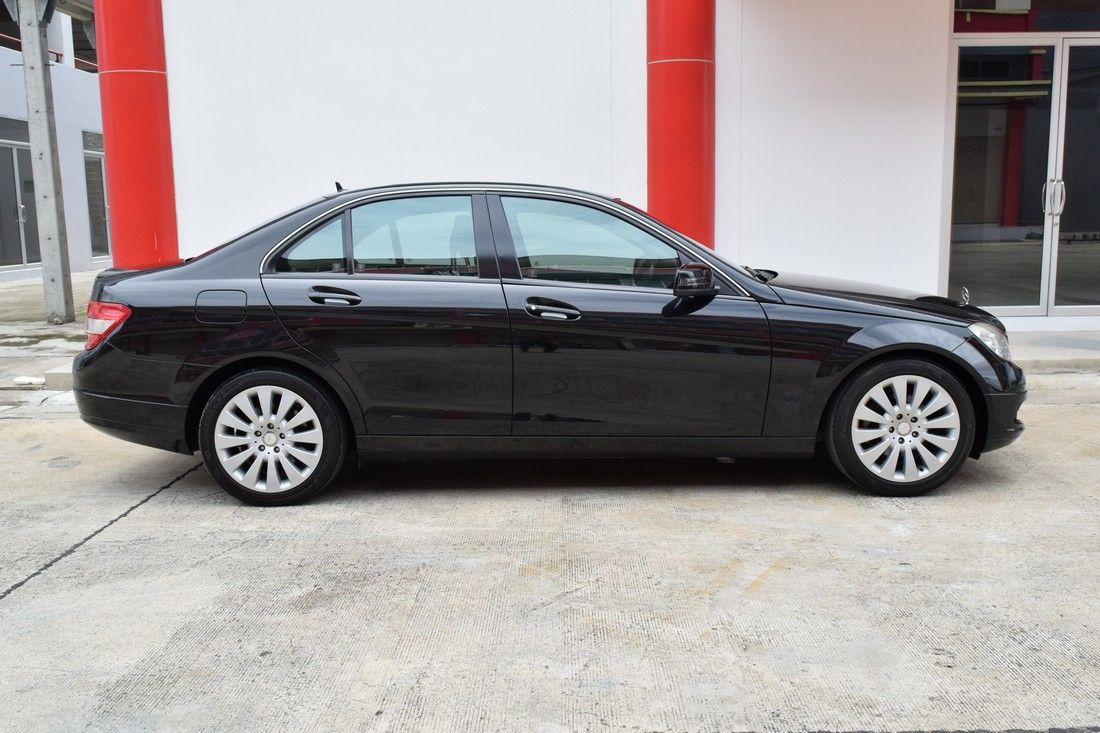 Thumbnail [100%x225]